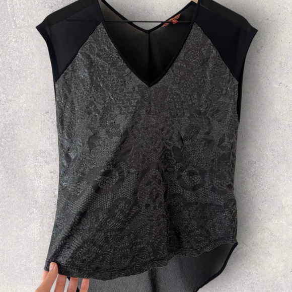 7 For All Mankind Faux Lace Shimmer Black Sheer Back High Low Top Size XS - Picture 8 of 11